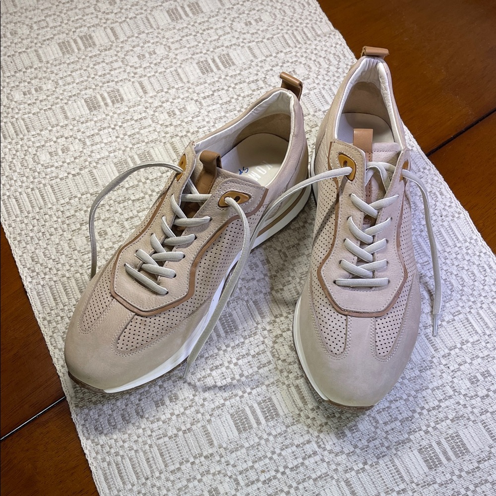 Men’s Lace-Up Sneakers Size 45 (US 11.5 or 12)